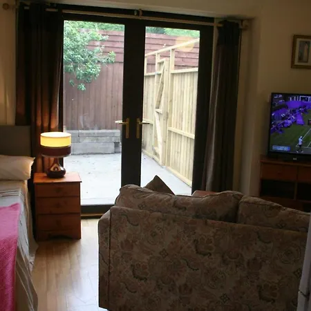 The Nook - Farm Park Stay With Hot Tub & Dome Swansea Exterior photo